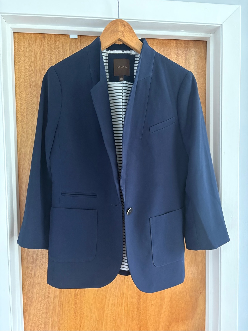 NWOT The Limited 3/4 Sleeve Lightweight Navy Blazer with Striped Lining
